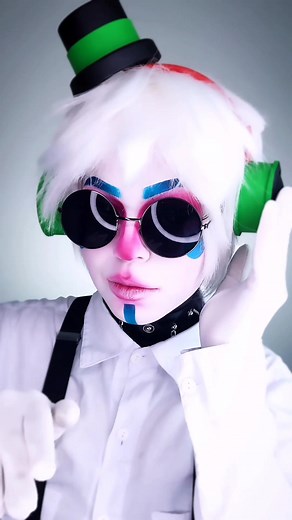 DJ Music Man - FNAF Cosplay & Music