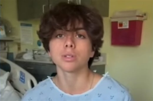 Stranded Teen Kayaker Speaks Out About Being Lost at Sea and Rescued by Off-Duty Lifeguard: 'Tried to Relax'