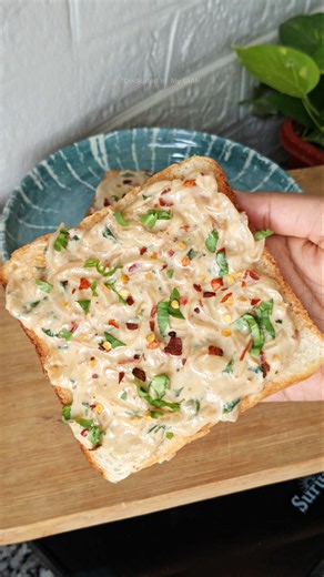 🔥 Caramelized Onion Toast | Easy Tea-Time Snack #shorts #bread #snacks #viralvideo #shortsfeed