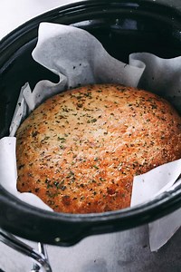No-Rise Slow Cooker Basil Pesto Bread | Crock Pot Recipe