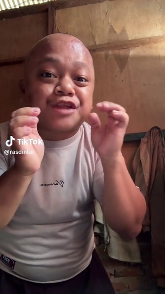 Learn Beatboxing Techniques with Dinko's Fun Guide