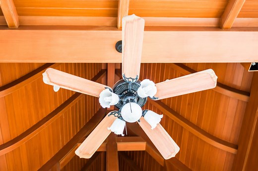 This Is the Direction Your Fan Should Be Spinning in the Winter