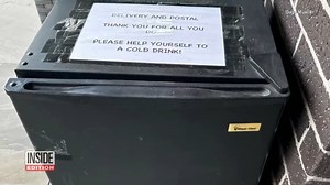 269K views · 10K reactions | There's nothing like a good surprise along the route. One delivery driver was floored to see one Texas homeowner treat him to a cold beverage. You can hear the driver excited over doorbell camera at the home of Gage Mueller in Houston. Mueller left out a mini fridge with a sign that read: Delivery and Postal Thank you for all you do. Please help yourself to a cold drink. | Inside Edition | Facebook