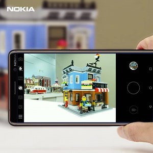 【#Nokia實用攻略 ：Pro Camera模式有幾易用？】 Nokia 知道喺網絡世界，啲相唔夠靚同獨特，點會有人share 㗎？所以Pro Camera模式採用人性化嘅半弧度UI 設計，畀您可以一隻拇指調整曝光值、快門、ISO 以及白平衡，令拍攝步驟更簡易，咁就唔會錯過拍靚相嘅黃金機會啦！ 使用方法：啟動相機 > 快門鍵往上推 > 啟動 Pro Camera 模式 #Nokiamobile #NewNokia6 #Nokia7plus #Nokia8Sirocco #好就在身邊 | HMD
