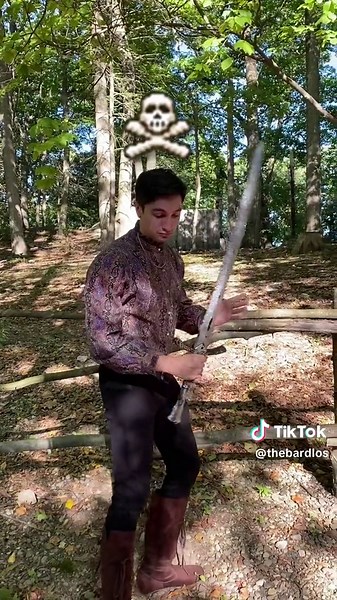 Would you trust this man? #runescape #osrs #dnd #fantasy