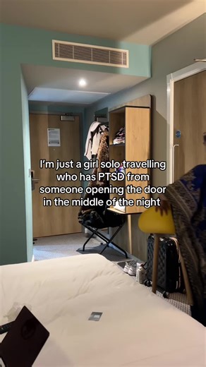 Bro the way my soul jumped out of my body when that door opened 😩😩 never again #solotravel #solotravelwoman #justagirl #girlthings #safety