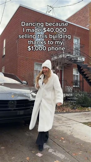 Tatiana Londono Real Estate Broker & Coach on Instagram: "I just sold this building 💰 The commission was $40,000 I got the seller from social media. All from my phone 📲 #tatlondono #realestateagent #realestate #millionaire #money"