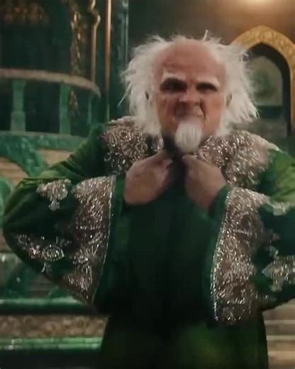 Repost KaroUK #London #BritishCelebrities #RoyalFamily #PrinceHarry #MeghanMarkle #BritishCulture #Adele #EdSheeran #England #France #Paris #FrenchCelebrities #EiffelTower #FrenchStyle #FrenchMusic #Mbappe #Zidane #FrenchVibes #Russia #Moscow #Putin #RussianCulture #RussianMusic #SlavicBeauty #RussiaToday #EasternEurope #RussianStars #USA #Hollywood #AmericanCelebrities #TaylorSwift #SelenaGomez #JustinBieber #Beyonce #BillieEilish #ElonMusk