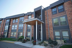 THE PARK at one hundred | At Home Apartments