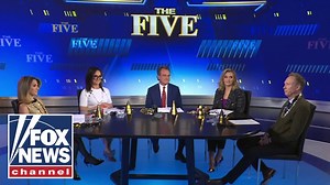 'The Five' reacts to nearly one million people lining up for New Year's Eve ball drop - Main Stream Videos