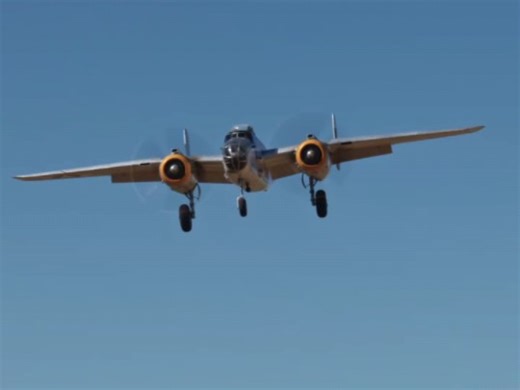 B-25J丝滑着陆