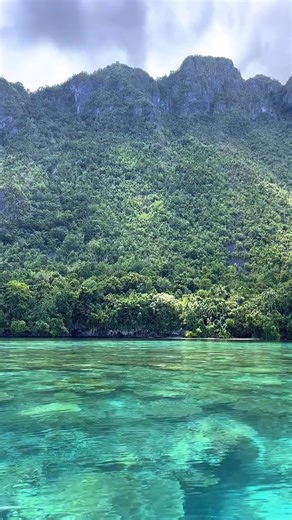 Ora Beach, Maluku. 📹 : Fekyreken07 | Wonderful Indonesia