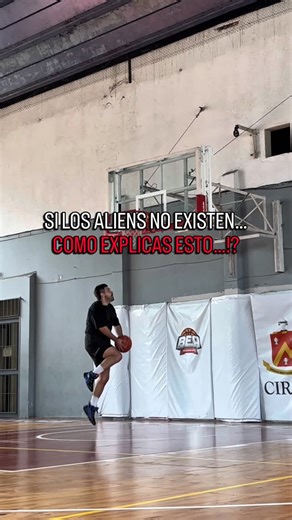 Guido Martin Bignone Gianfrate on Instagram: "Alguien que me explique por favor 👽🛸🏀 #basket #basketball #baloncesto #ovni #alien"