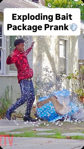 Thief Busters on Instagram: "Exploding bait package prank💨 #PrankWars #PrankVideo #FunnyPranks #ExplodingPrank #PrankReels #FunnyReels #ViralPranks #ReelsComedy #ReelsViral #FYP #ReelsInstagram #PrankChallenge #FunnyVideos #ComedyReels #ViralReels"