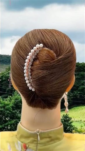 Elegant hairstyle in seconds with this #luxurystyle #luxuryhair #elegant #beautytips #hairstyles