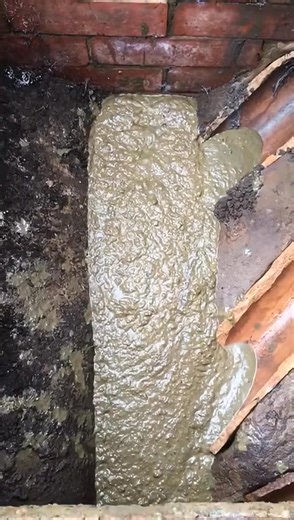 7.4K views · 54 reactions | squeaky-bum time noun [U] What it looks like Meaning used humorously to refer to the final stage of a football game when the team that is winning gets increasingly worried that the other team might score. #funny #hole #money #squeaky | Crystal JPV | Facebook