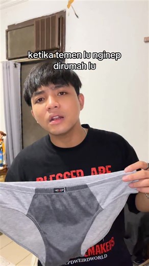 Dimas Trisurya on Instagram: "gimana cara ngusirnya jir"