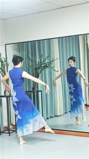 Xiyu's Enchanting Dance Practice: Unleash the Grace