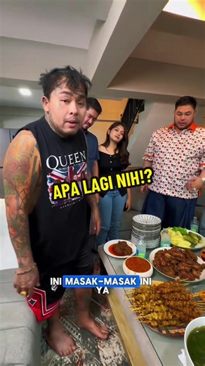Bumbu Hitam Khas Madura: King Abdi dan Ivan Gunawan