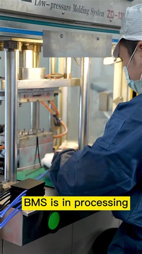 Daly bms 4s lifepo4 12v 100a/120a/150a/200a smart bms with bt/UART/RS485/Canbus fan daly bms 4s 200a for lithium battery pack