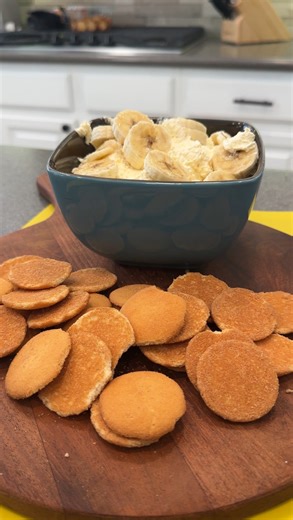 13K views · 12 reactions | This banana dip is straight-up snack magic Olivia uses instant banana pudding mix, cool whip, yogurt and bananas to make an easy snack. This original video was produced by Network Media LLC and Olivia | Spill The Fun | Facebook