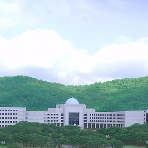 829K views · 591 reactions | 국가정보원 정기공채 및 경력직 채용공고 https://career.nis.go.kr:4017/info/notice/list.html #채용 #정기공채 #경력직 #채용공고 #국가정보원 #국정원 #NIS | 대한민국 국가정보원 | Facebook