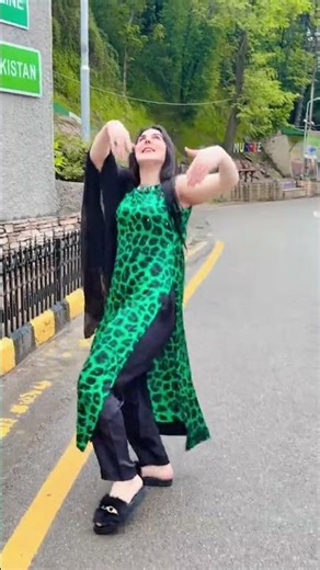 #youtubeshorts #qandeelbaloch #sikandarsaraiki #dance