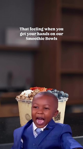 That first bite of a Blend Bar smoothie bowl hits different… 🙌🍓🥥 Packed with fresh ingredients and all the flavour, it’s pure happiness in a bowl. Ready to try one? 👀✨ #TheBlendBar #smoothiebowl #smoothies #Healthy #VidaSana #accra #ghana