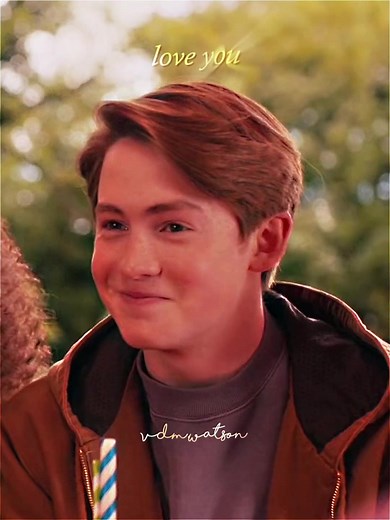 His smile :) #heartstopper #nicknelson #charliespring