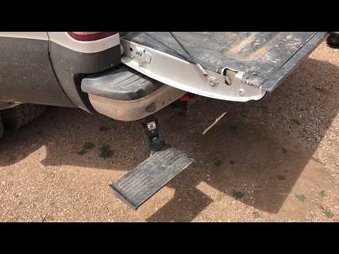 Bestop Trekstep retractable step for working trucks