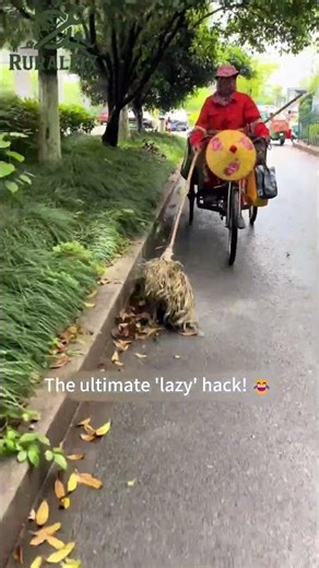 Work SMART! 🧠 The most efficient street sweeper ever! #lifehacks #genius