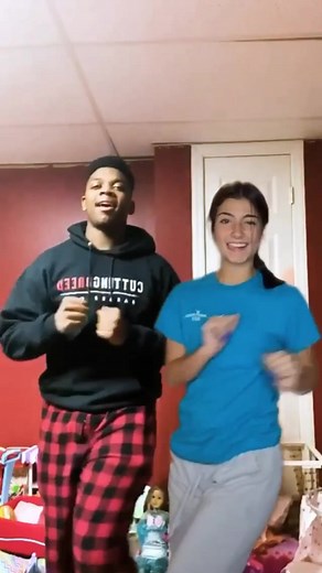 I just payed $107.72 to make a tik tok with charli! 200k on instagram for tutorial 🤩 #foryou #fyp #trending