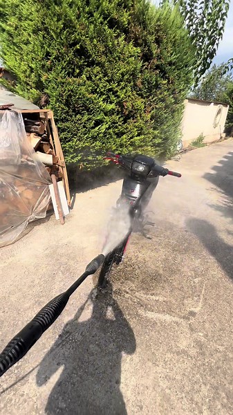 Ήθελε ένα πλυσίματακι 😏 #foryou #foryoupage #viral #fyp #dv