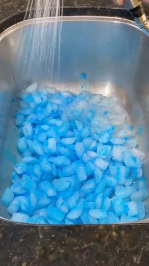 439K views · 2K reactions | Drain cleaning with ice #CleaningHacks #sinkcleaning #asmrcleaning #cleantok | Meta ASMR | Facebook