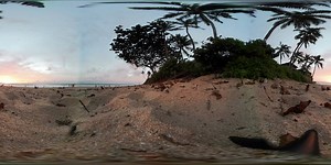 Hawaiian sunset 🌅 | World Surf League