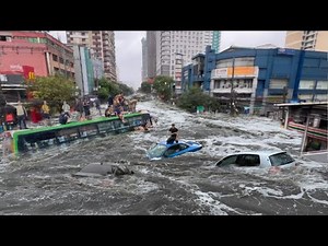 Mass evacuation in the Philippines! The river embankment broke, floods submerged Manila