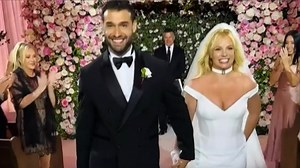 233K views · 3.1K reactions | Britney Spears is sharing more images from her fairy-tale wedding. The 40-year-old pop star arrived in a Cinderella-like horse-drawn carriage. Musician Haley Reinhart's cover of "Can't Help Falling in Love" by Elvis Presley played as Spears walked down the aisle. | Inside Edition | Facebook