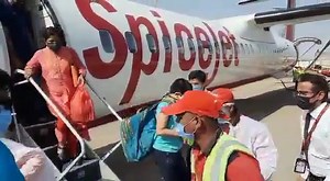 4.6K views · 85 reactions | 2 passengers on board the inaugural Pune-#Gwalior SpieceJet flight test #COVID19 positive. The local BJP MP Vivek Shejwalkar and district party chief had welcomed all passengers of the flight at Gwalior Airport on Monday. | Soulsteer Gwalior | Facebook