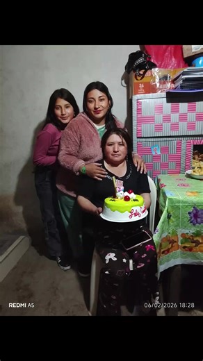 Mi Reina hermosa feliz cumpleaños que Dios la bendiga siempre junto con nuestra familia 🫂❤️