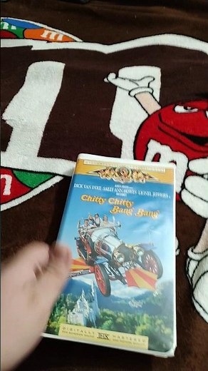 Chitty Chitty Bang Bang (1968) 1998 VHS overview