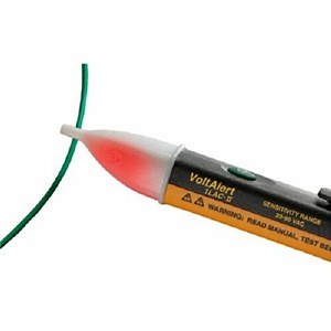 FLUKE-1LAC-A-II | Fluke Networks® Fluke 1lac Ii A Non-contact Voltage Tester - Aaa - Battery Included - Alkaline (fluke-1lac-a-ii) Fluke1lacaii