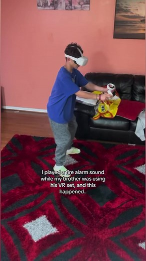 2.2K views · 18 reactions | I Played A Fire Alarm Sound While My Brother Was Playing On His VR Set, And This Happened.. #reelsviral #pranks #oculus | Erick Claros | Facebook