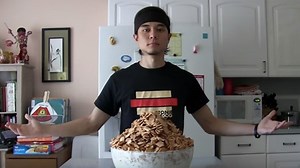 VIDEO: "Megatoad" eats 7,700-calorie bowl of Cinnamon Toast Crunch