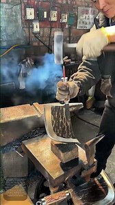 Forging Tradition: How Handmade Knife-Making Preserves Centuries-Old Craftsmanship