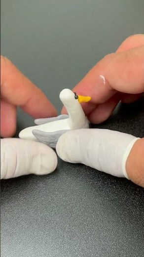 Sail Away with Seagull: Clay Sculpture Tutorial with a Splash of Style #clayart #claycrafting #clay