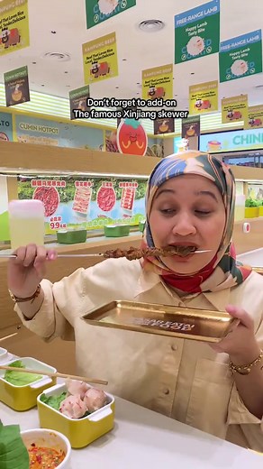 Experience Xinjiang Style Halal Rotating Hotpot at One Utama
