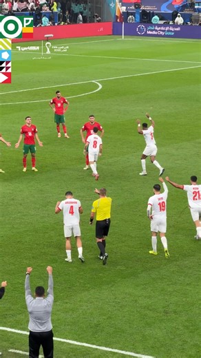 AlKass Sports Channels on Instagram‎: "شووف| بعد العودة للـ VAR.. حكم اللقاء السويدي غلين نيبيرغ يمنح منتخب الأردن ركلة جزاء #كأس_العرب2025 #قنوات_الكاس || #منصة_شووف"‎