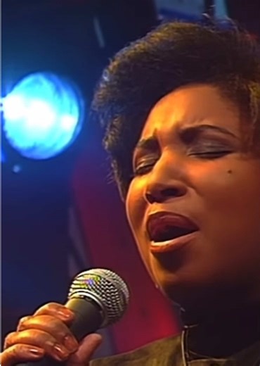 Massive Attack's Iconic Performance of Unfinished Sympathy