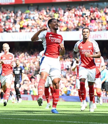 ⏪ Last time out in the Emirates Cup... Goals from defensive duo Gabriel and Saliba lead us to victory over Lyon 📺 | Arsenal