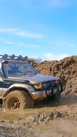 RC CARS MUD OFF Road